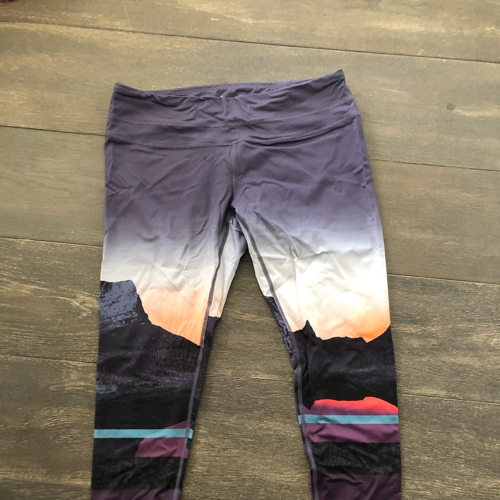 Lucy full length “mountain sunset” leggings